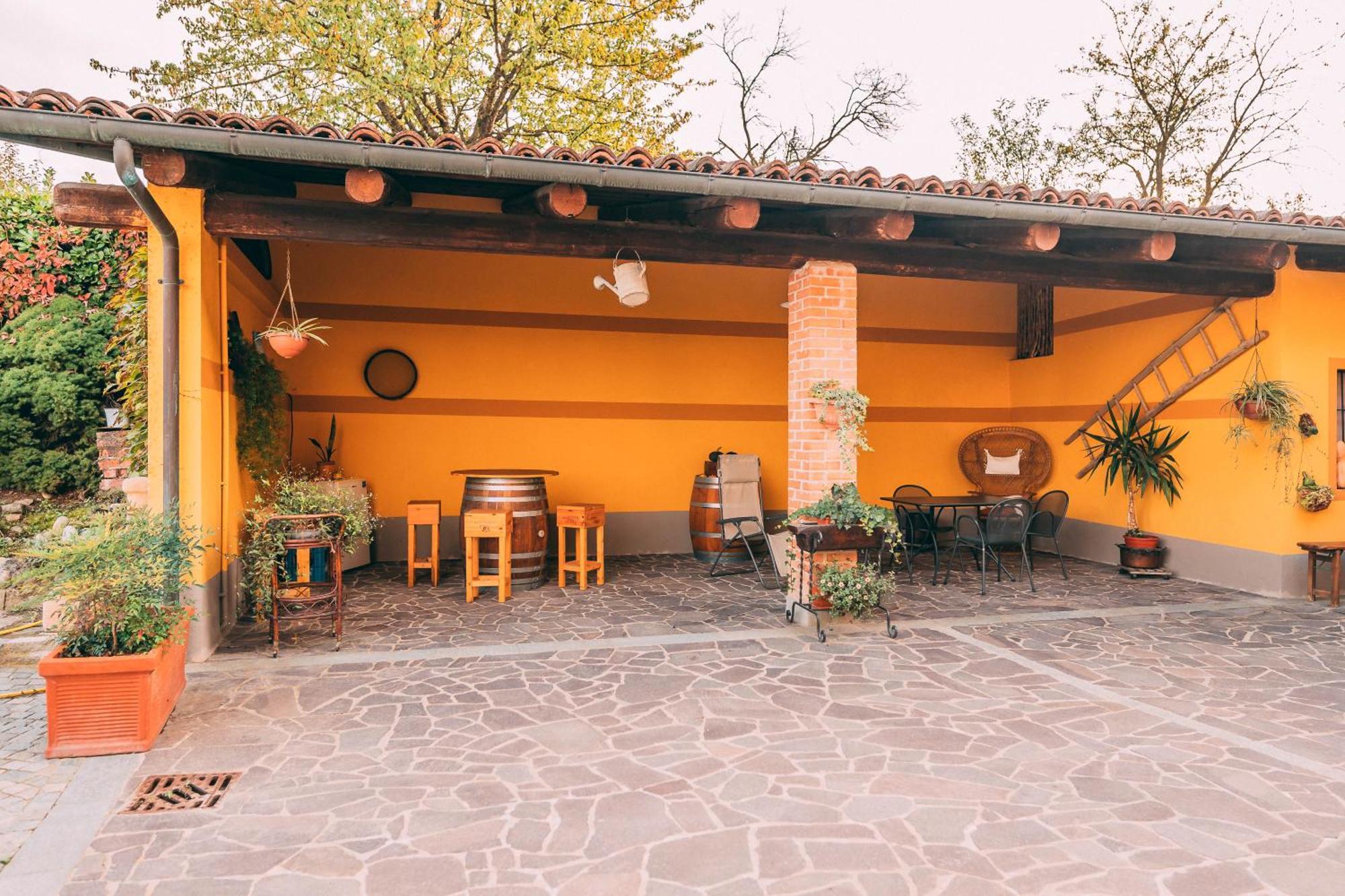 Agriturismo Cascina Barin Roddi Exterior foto